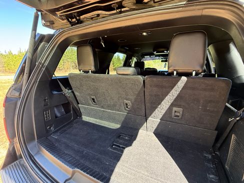 Used 2019 Ford Expedition XLT w/ Equipment Group 202A image 21