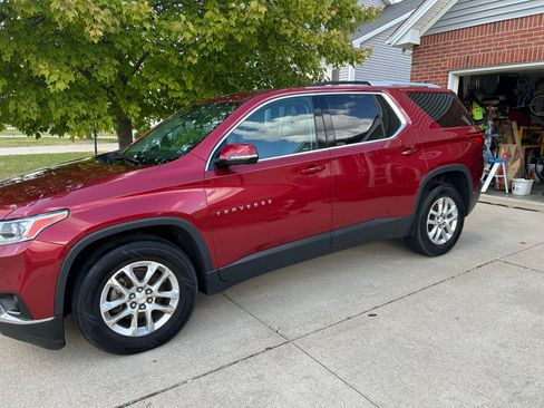 Used 2018 Chevrolet Traverse LT w/ LPO, Floor Liner Package image 8