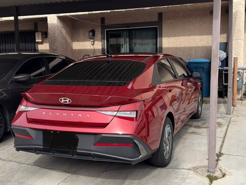 Used 2024 Hyundai Elantra SEL image 5