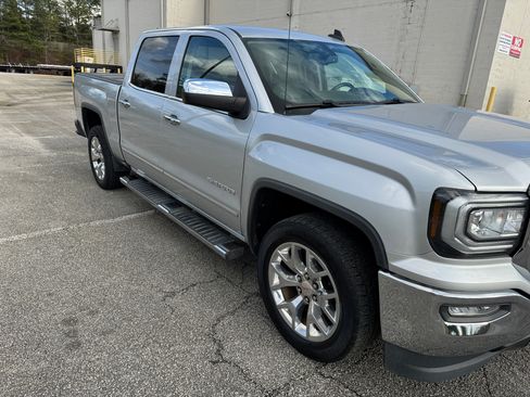 Used 2017 GMC Sierra 1500 SLT w/ SLT Premium Package image 5