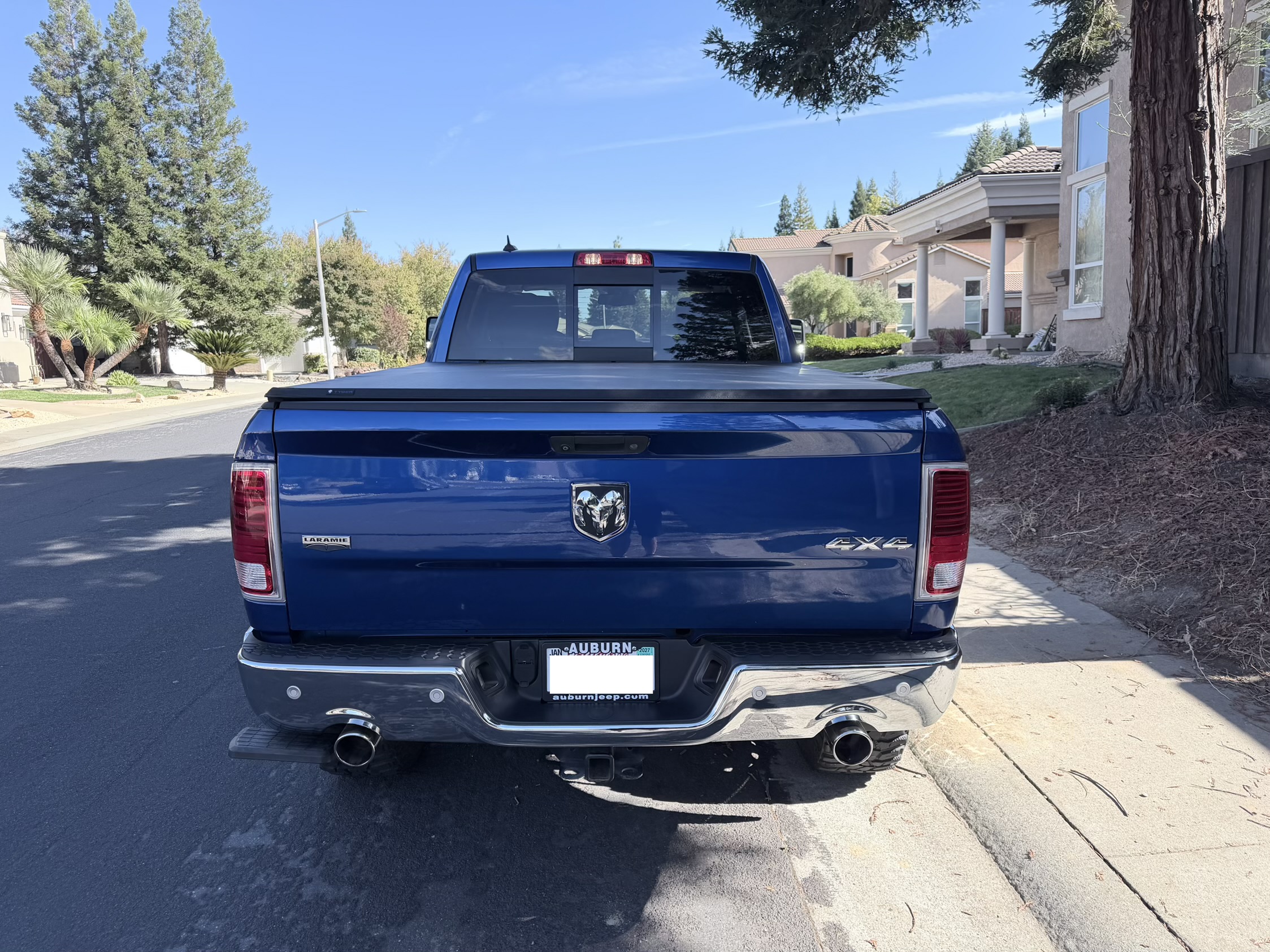 Used 2018 RAM 1500 Laramie w/ Convenience Group AWD/4WD image 6