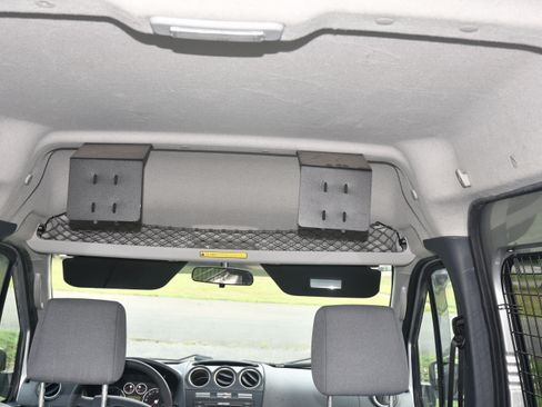 Used 2010 Ford Transit Connect XLT FWD image 18