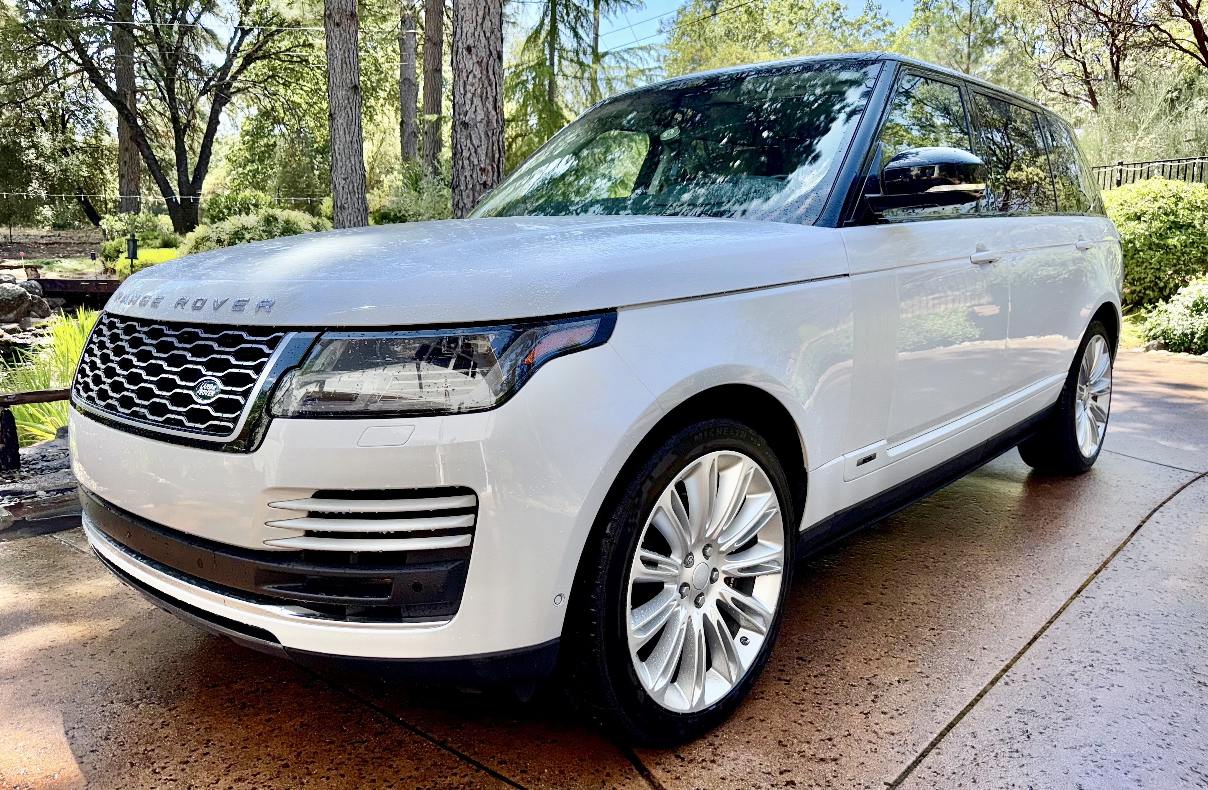 Used 2020 Land Rover Range Rover Long Wheelbase HSE AWD/4WD image 16