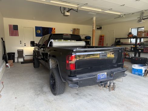 Used 2016 GMC Sierra 2500 Denali w/ Duramax Plus Package AWD/4WD image 8