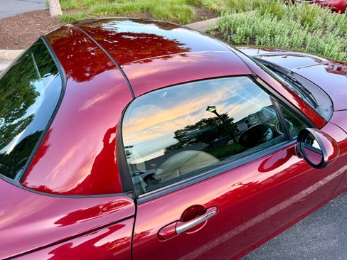 Used 2012 MAZDA MX-5 Miata Grand Touring RWD image 26