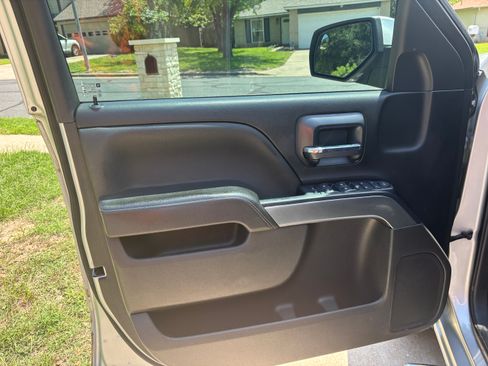 Used 2017 Chevrolet Silverado 1500 LT w/ LT Eassist Package RWD image 15