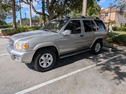 Used 1999 Nissan Pathfinder LE