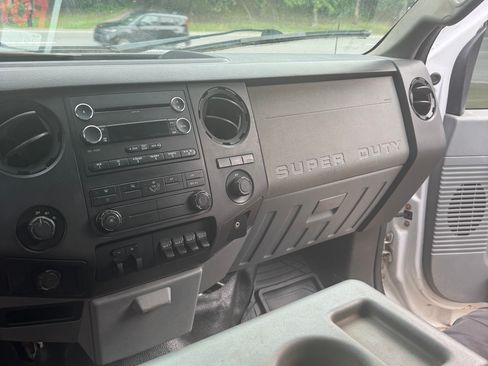 Used 2011 Ford F350 XL w/ PWR Equipment Group AWD/4WD image 8