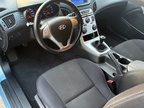Used 2010 Hyundai Genesis 2.0T RWD image 19