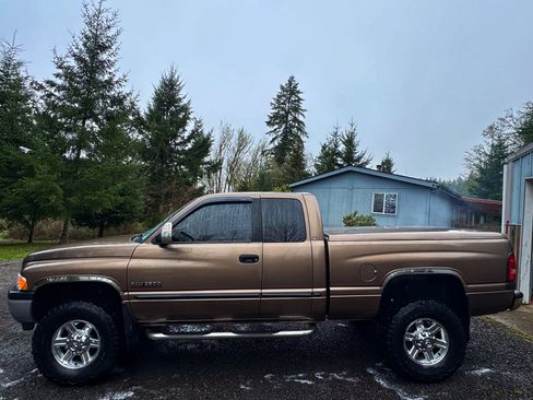Used 2001 Dodge Ram 2500 Truck 4x4 Quad Cab image 13