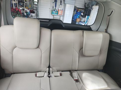 Used 2018 Nissan Armada SL w/ Premium Package image 10