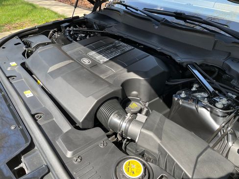 Used 2019 Land Rover Range Rover Sport HSE AWD/4WD image 13