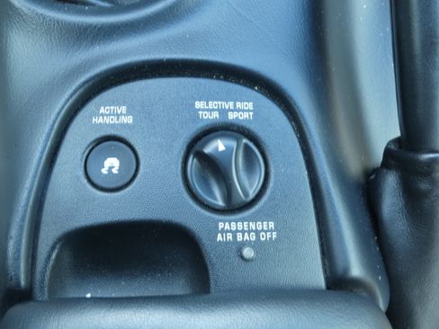 Used 2003 Chevrolet Corvette Coupe w/ Preferred Equipment Group RWD image 26