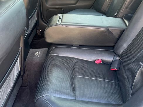 Used 2011 INFINITI G37 Journey w/ Premium Pkg image 9