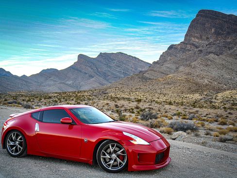 Used 2013 Nissan 370Z Touring w/ Sport Pkg image 10