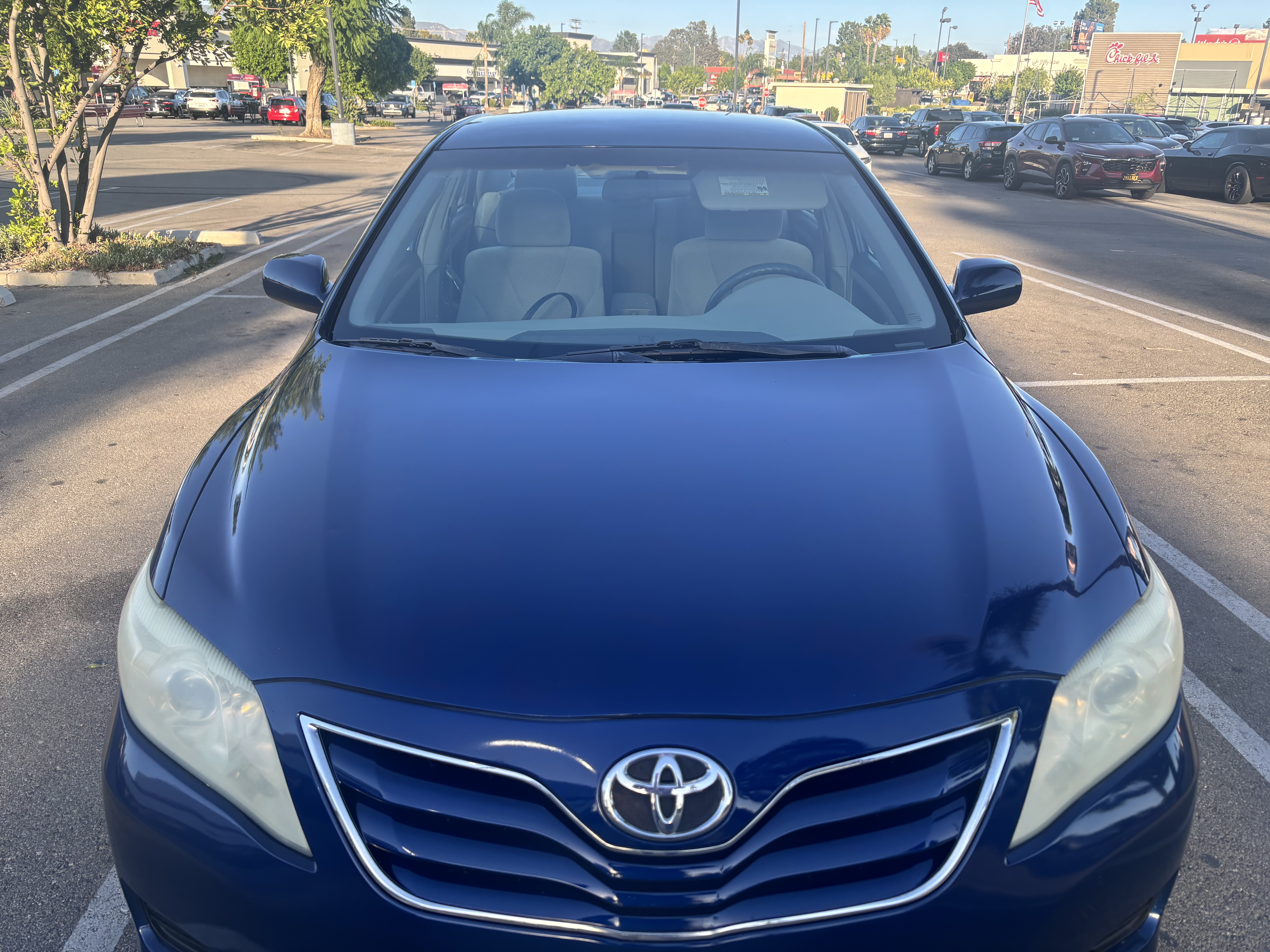 Used 2010 Toyota Camry FWD image 1