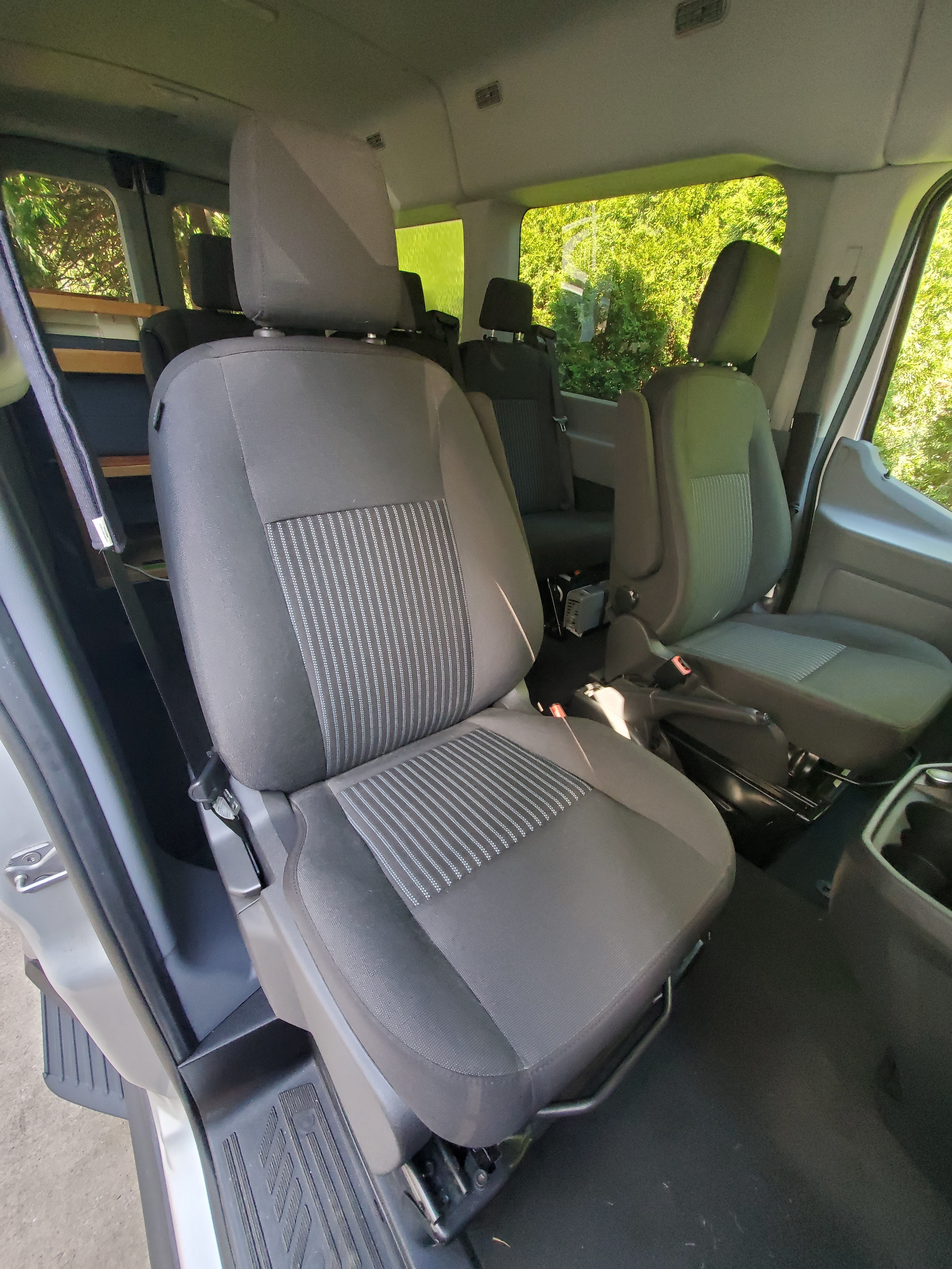 Used 2019 Ford Transit 350 XLT RWD image 8