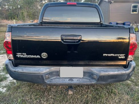 Used 2013 Toyota Tacoma PreRunner w/ Convenience Pkg image 4