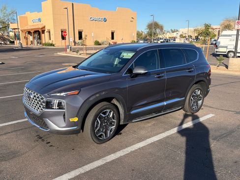 Used 2022 Hyundai Santa Fe Limited image 4