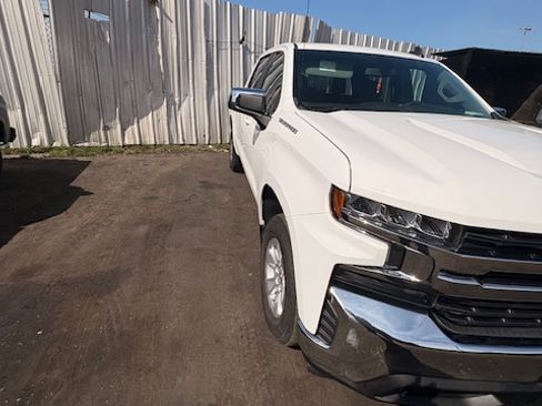 Used 2020 Chevrolet Silverado 1500 LT image 5