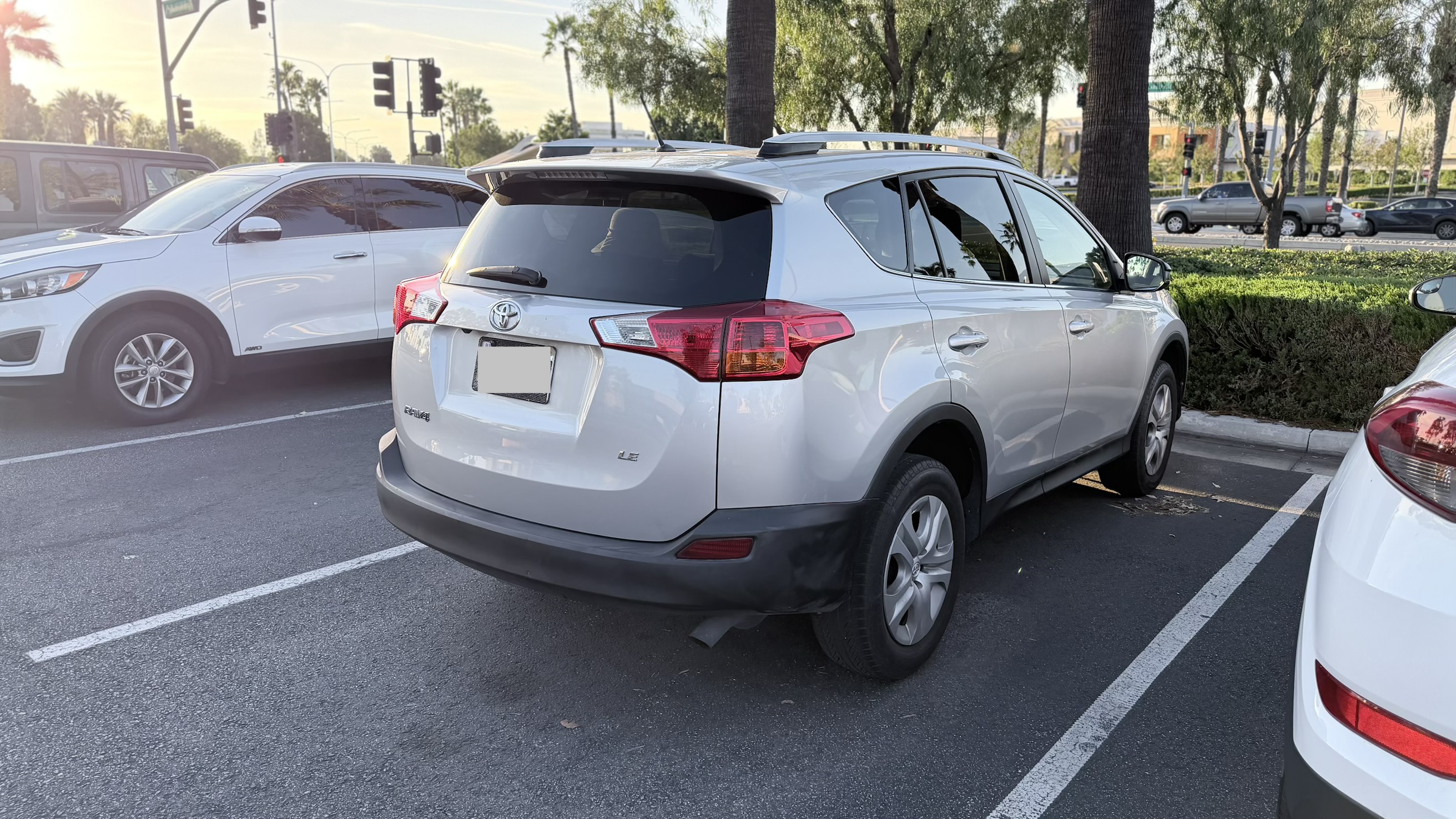 Used 2015 Toyota RAV4 LE FWD image 8