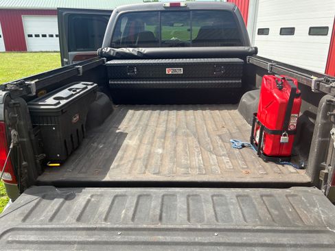 Used 2003 Ford F250 XLT AWD/4WD image 8
