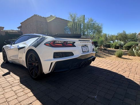 Used 2024 Chevrolet Corvette Z06 image 6