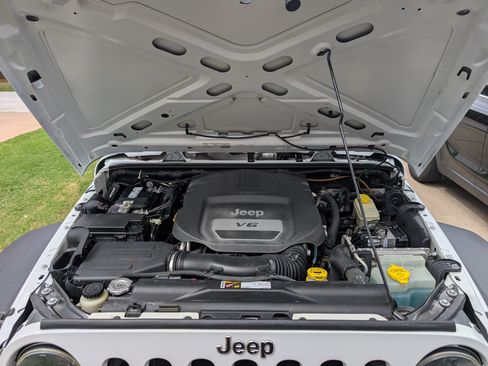 Used 2015 Jeep Wrangler Unlimited Sport w/ Quick Order Package 24S AWD/4WD image 15