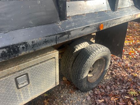 Used 1993 Ford F450 2WD Regular Cab Super Duty image 6