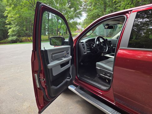 Used 2017 RAM 1500 Big Horn AWD/4WD image 16