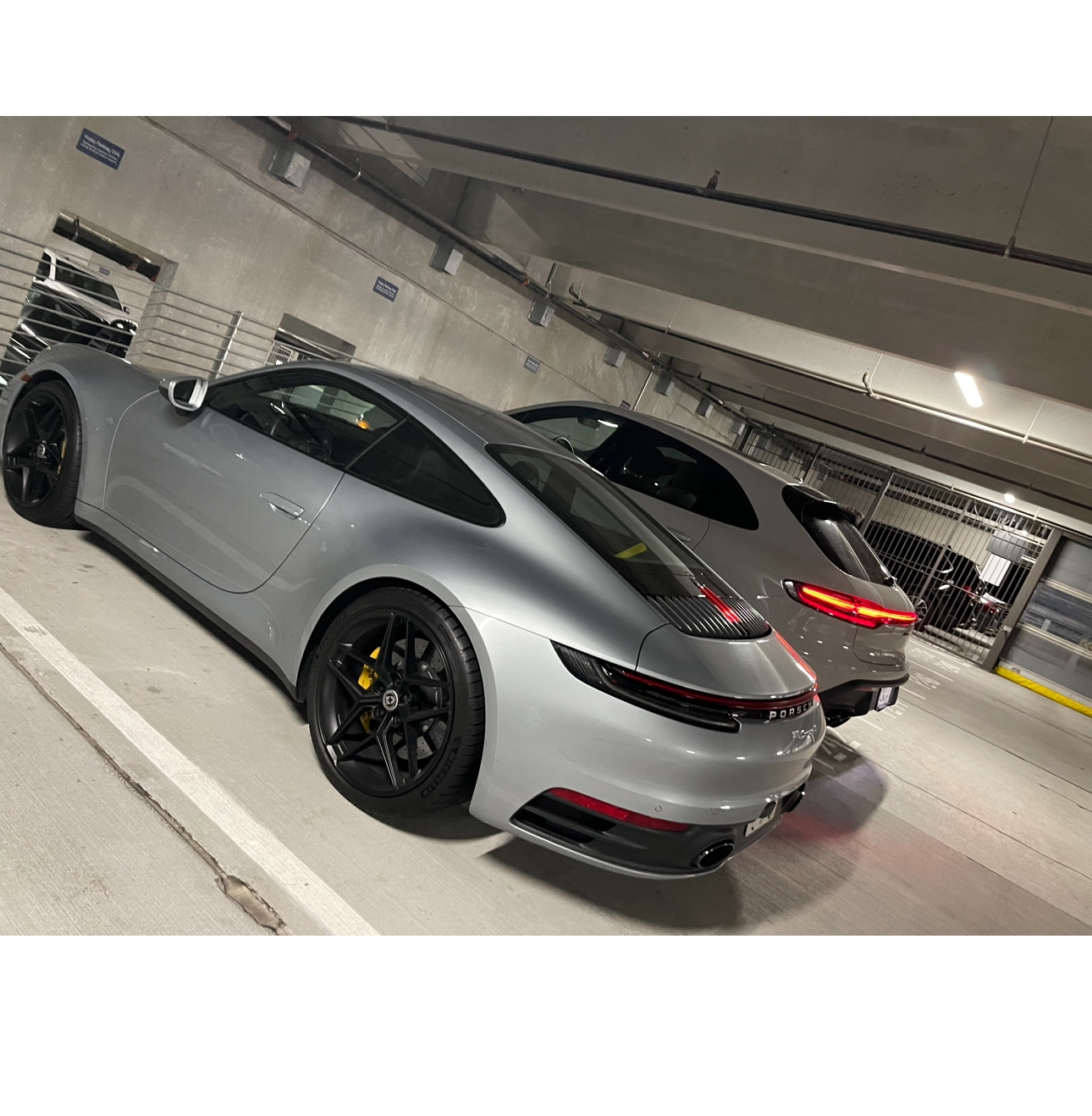 Used 2020 Porsche 911 Carrera S RWD image 4