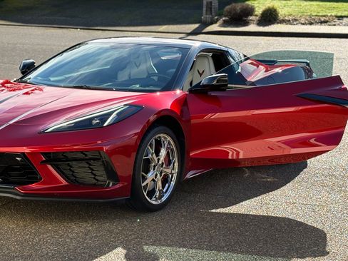 Used 2021 Chevrolet Corvette Stingray Preferred Conv w/ Z51 Performance Package image 12