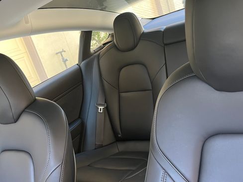 Used 2020 Tesla Model 3 Performance image 13