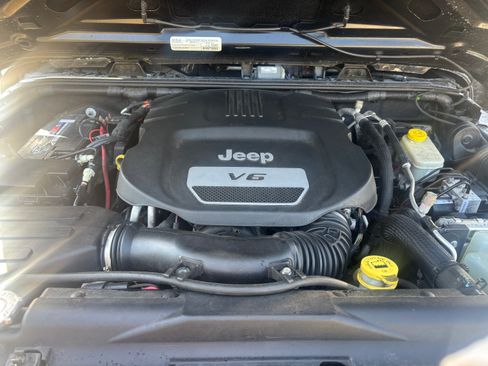 Used 2015 Jeep Wrangler Unlimited Sport w/ Quick Order Package 24S image 14