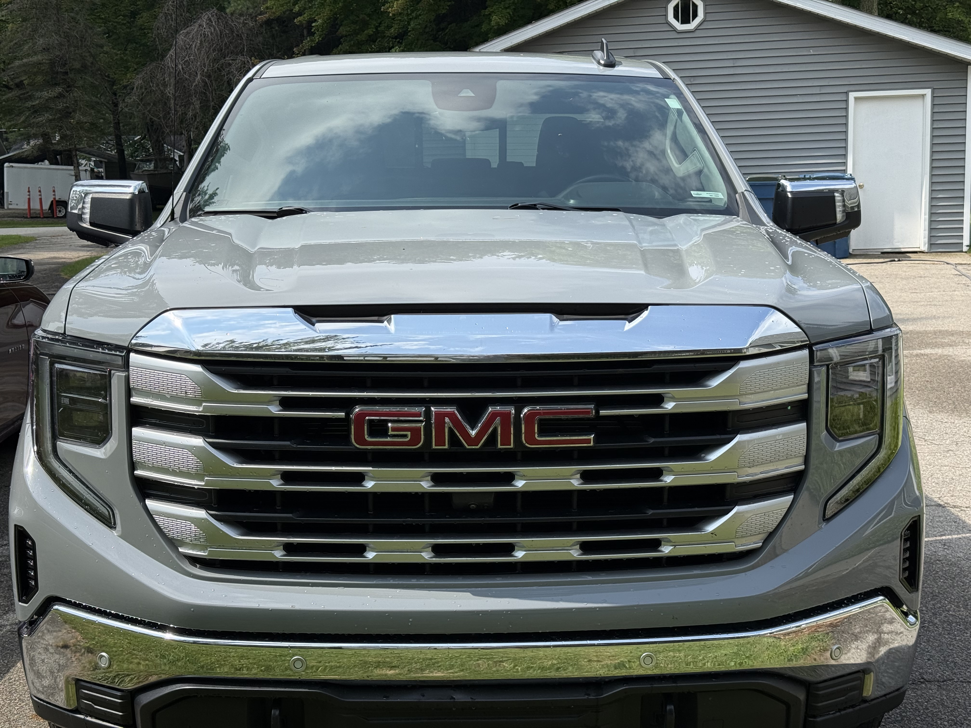Used 2024 GMC Sierra 1500 SLE w/ Preferred Package AWD/4WD image 1