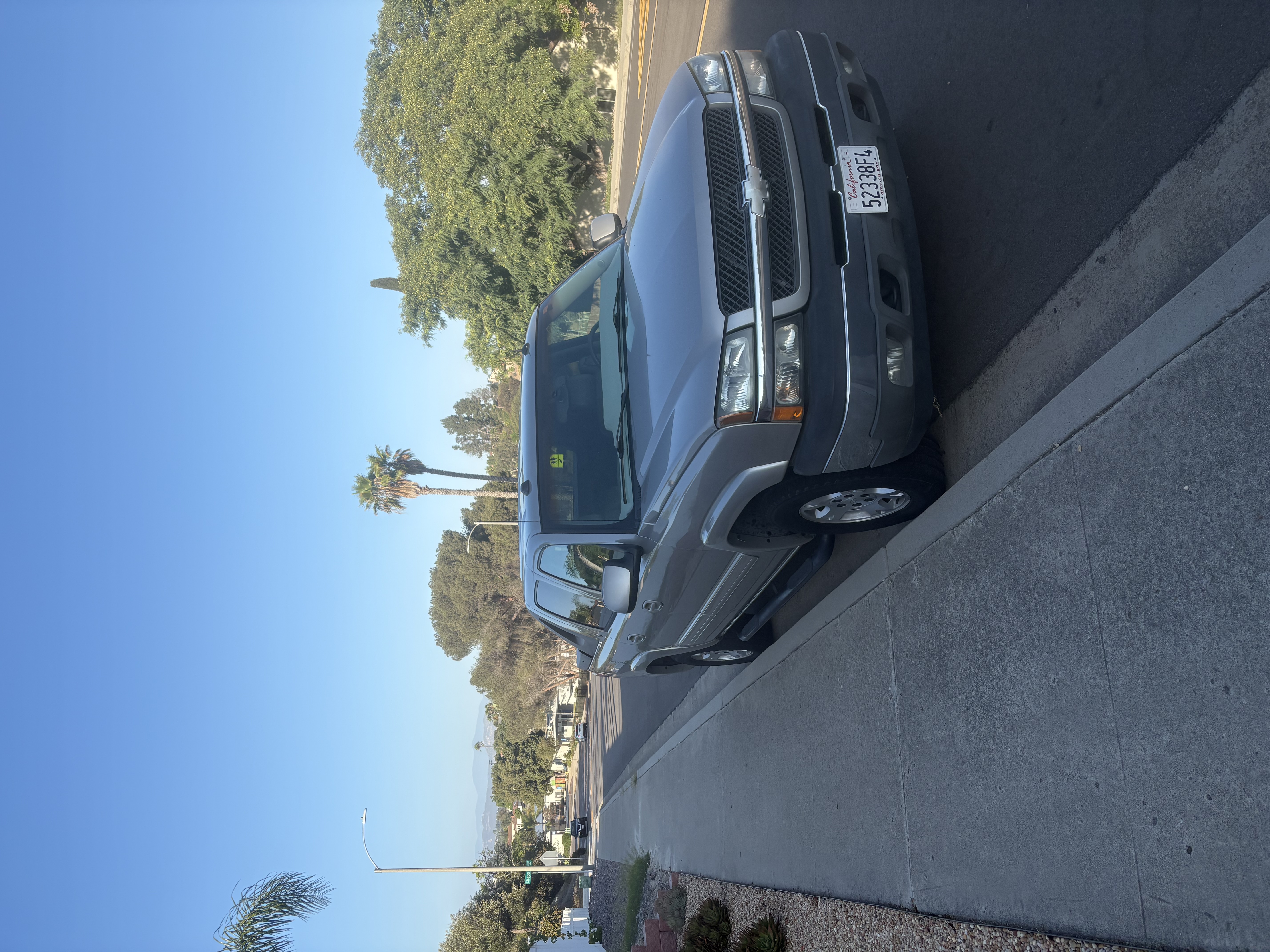 Used 2005 Chevrolet Avalanche Z71 w/ Preferred Equipment Group AWD/4WD image 4