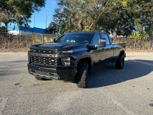 Used 2023 Chevrolet Silverado 2500 W/T w/ WT Fleet Convenience Package image 2