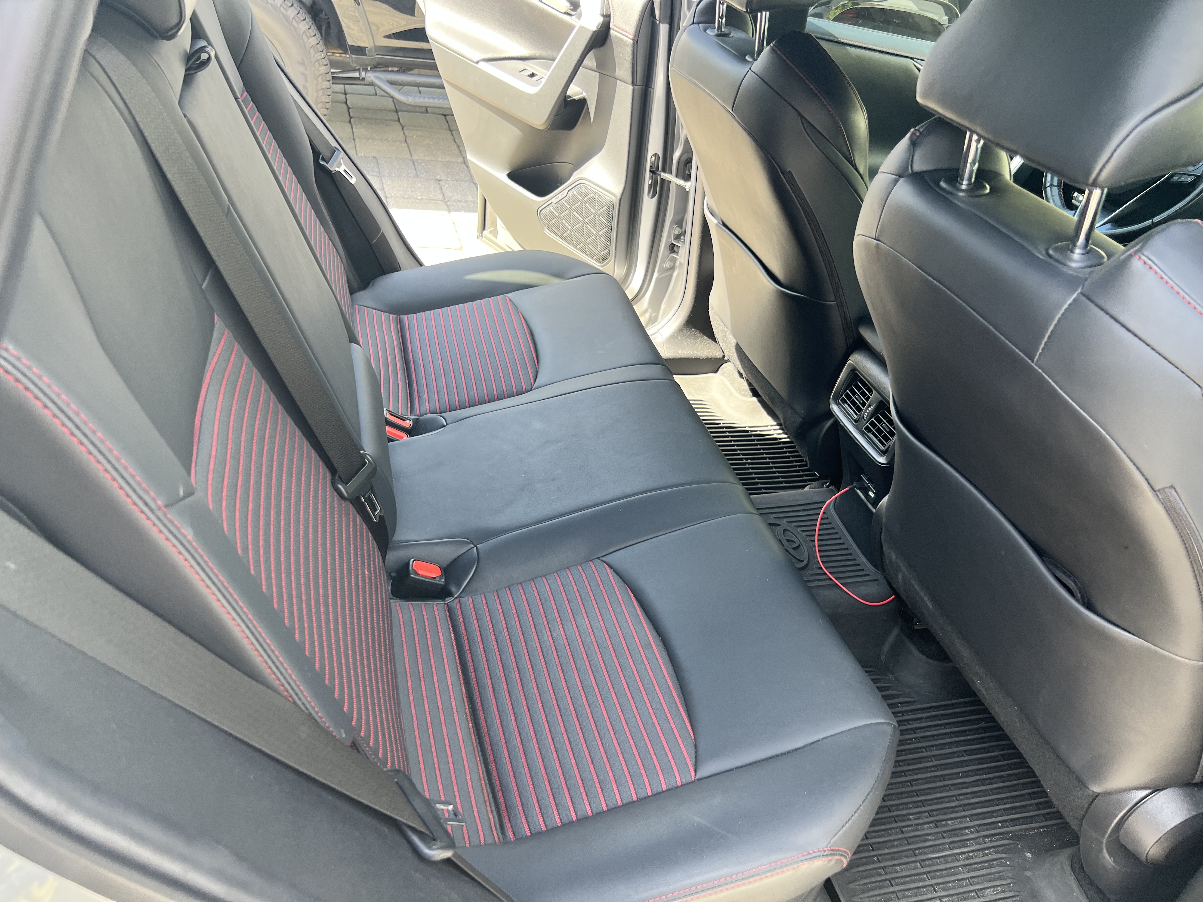 Used 2021 Toyota RAV4 XSE w/ Weather Package AWD/4WD image 16