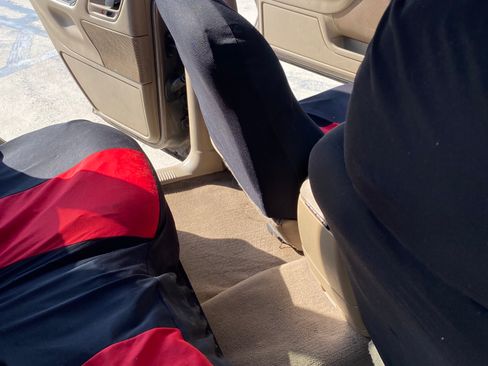 Used 2002 Jeep Grand Cherokee Laredo image 9