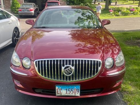 Used 2008 Buick LaCrosse CX image 2