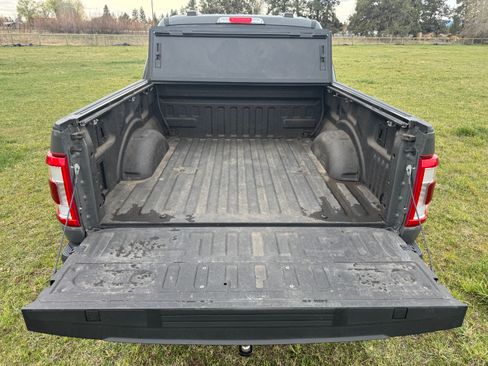 Used 2021 Ford F150 Lariat image 9