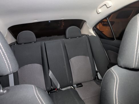 Used 2015 Nissan Versa SV image 11