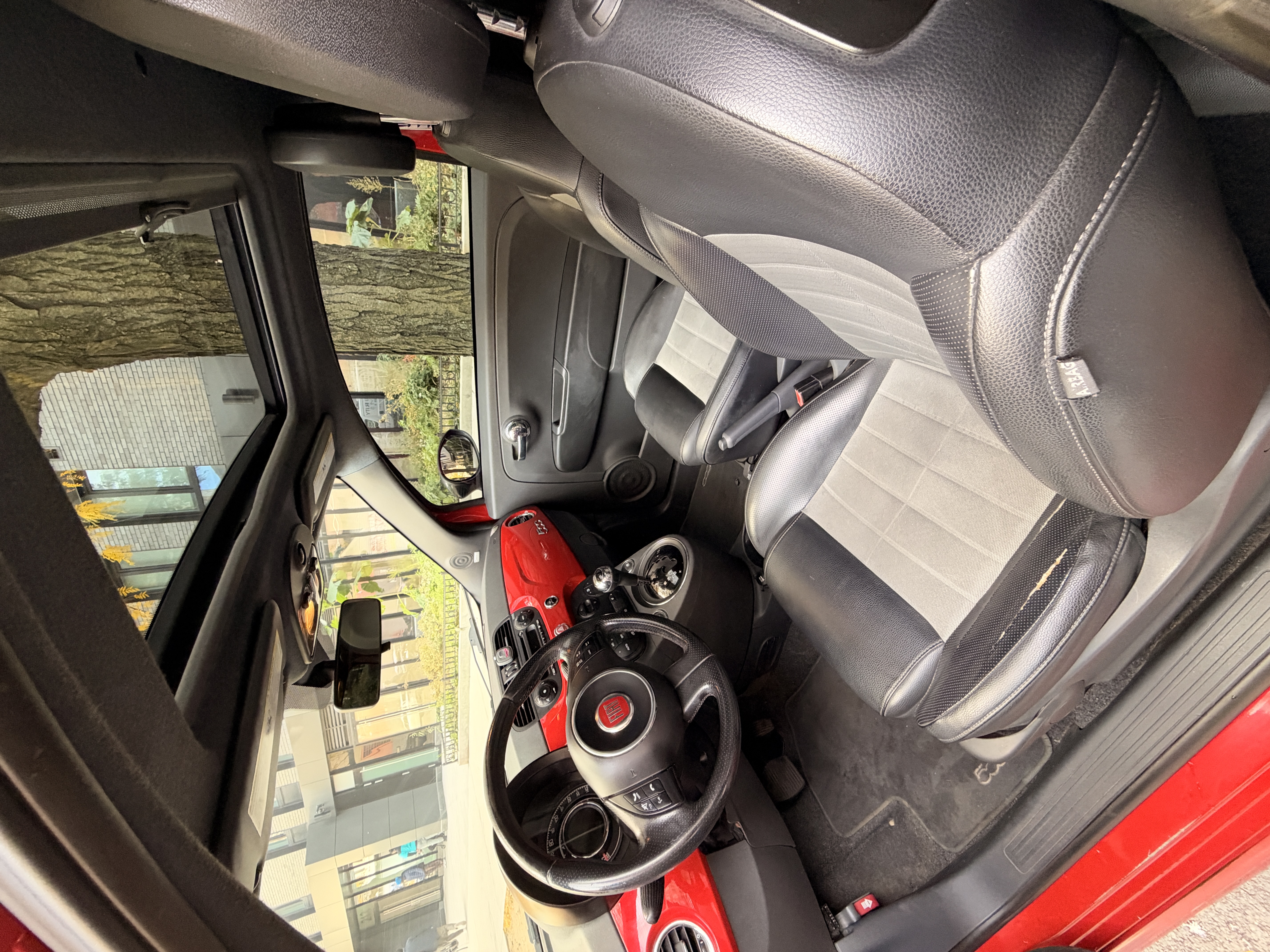 Used 2012 FIAT 500 Sport w/ Safety & Convenience Pkg FWD image 15