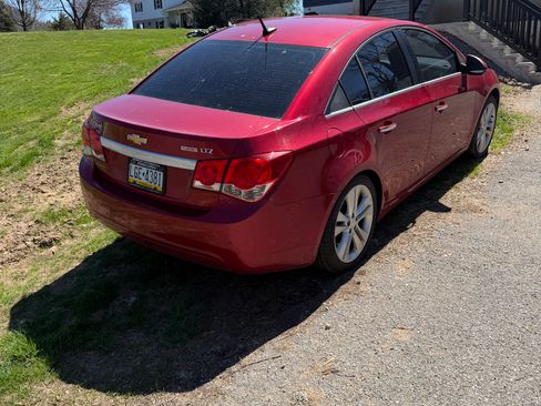 Used 2011 Chevrolet Cruze LTZ image 4