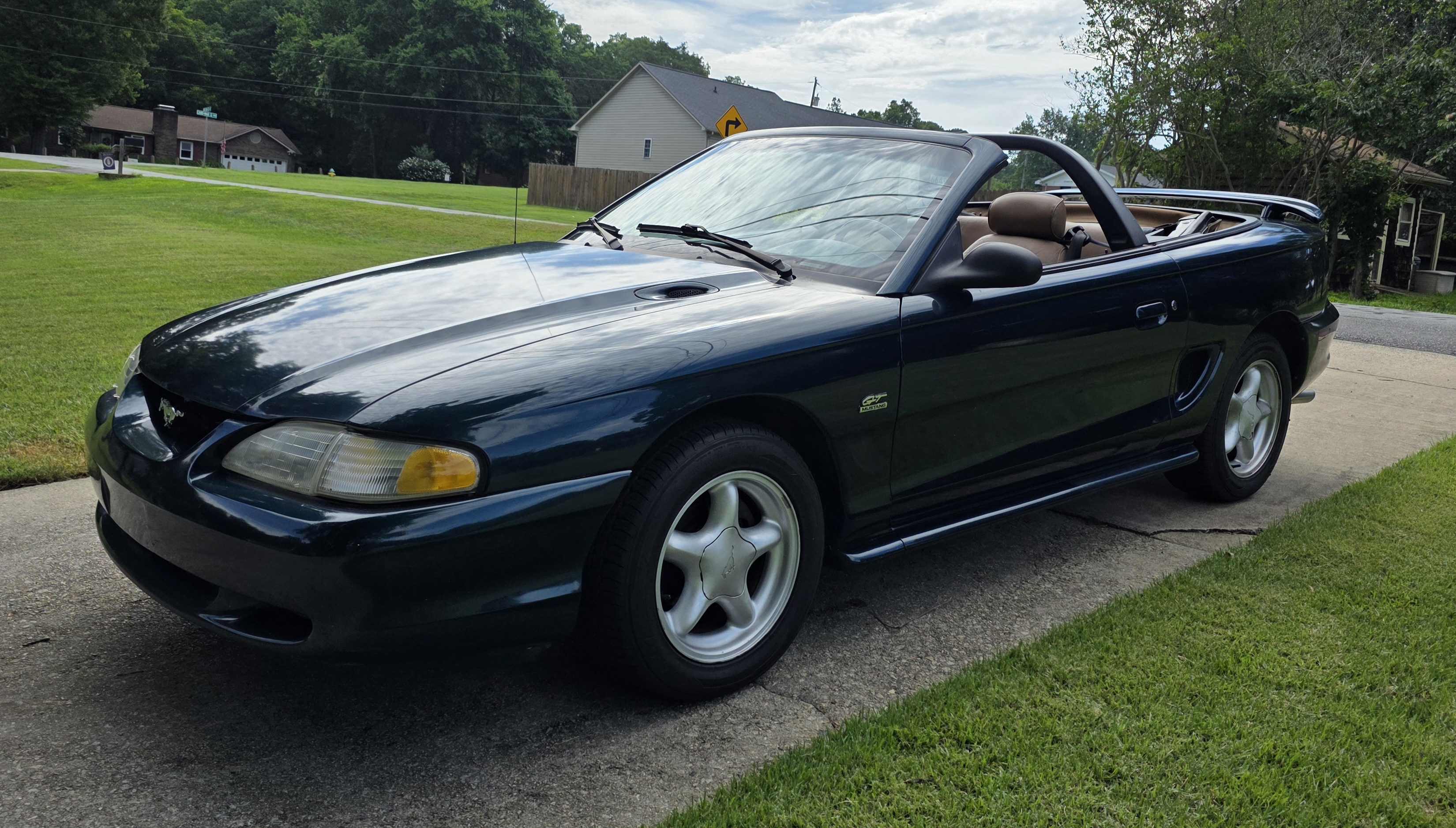 Used 1995 Ford Mustang GT RWD image 4