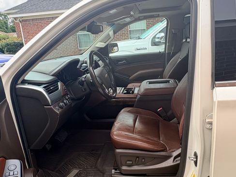 Used 2015 Chevrolet Tahoe LTZ AWD/4WD image 12
