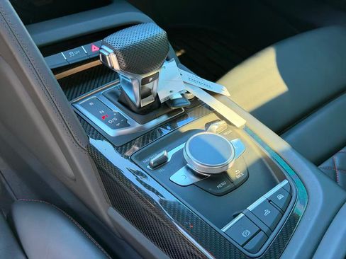 Used 2020 Audi R8 V10 performance image 21