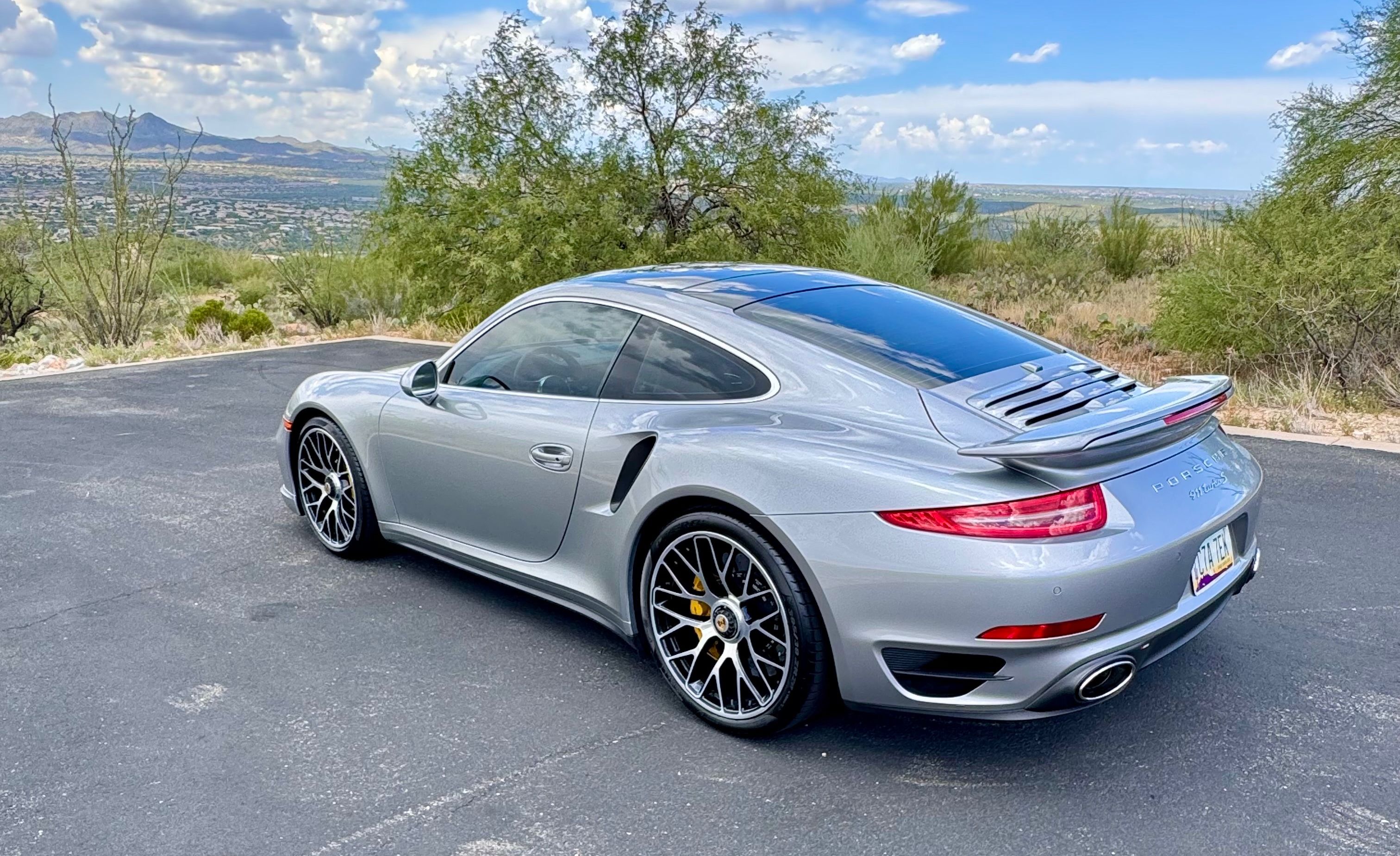 Used 2014 Porsche 911 Turbo S AWD/4WD image 4