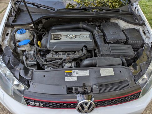 Used 2014 Volkswagen GTI Wolfsburg Edition FWD image 24