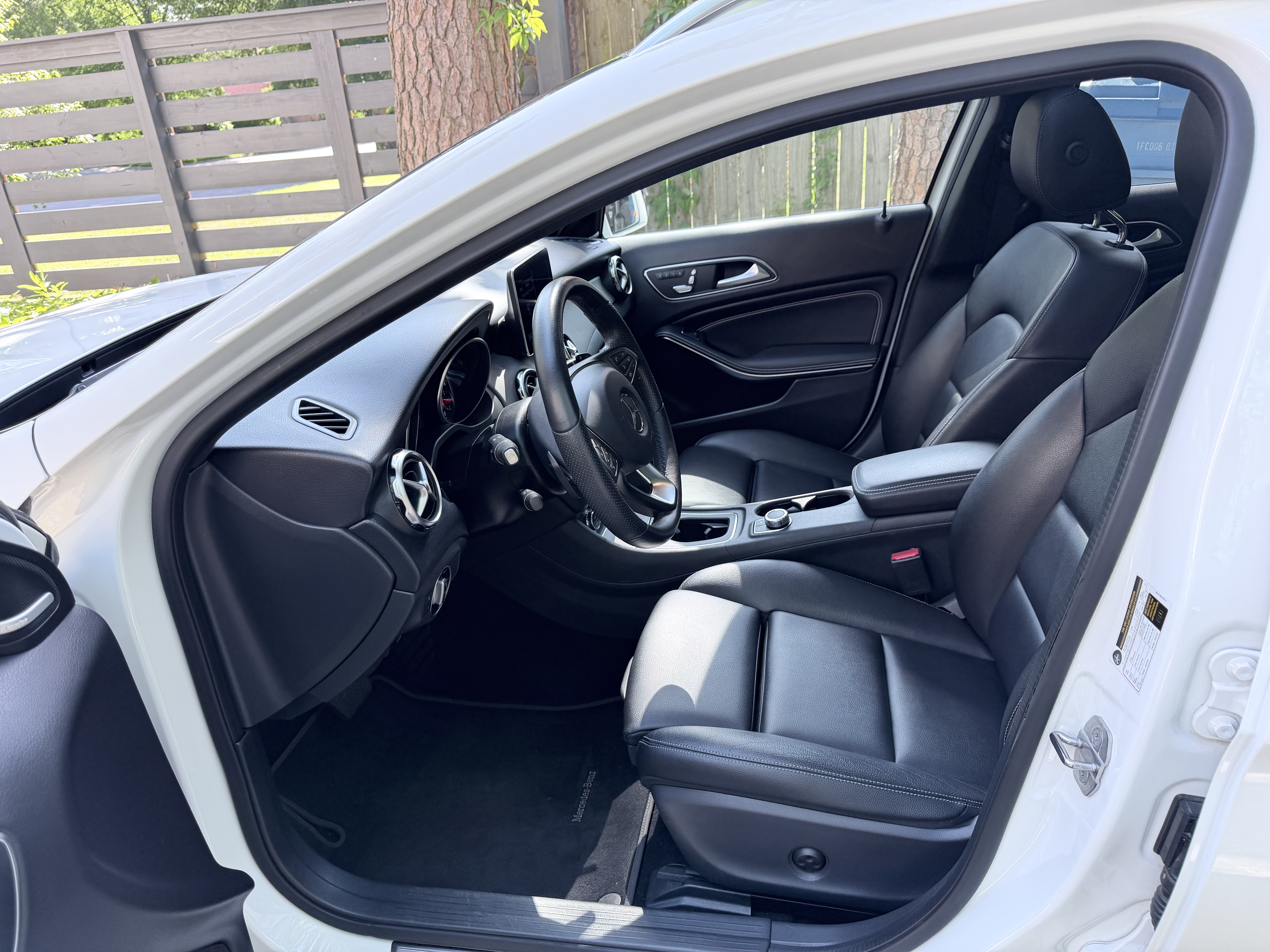 Used 2020 Mercedes-Benz GLA 250 4MATIC image 6